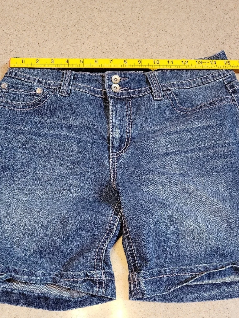 Nine West Denim Rolled Cuff Women's Shorts Size 6 Flap Pockets